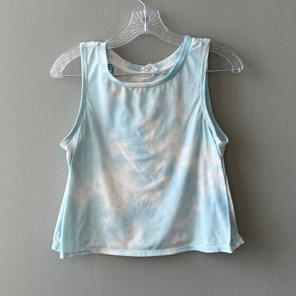 90 Degree by Reflex Light Blue Tie-Dye Workout Tank Top